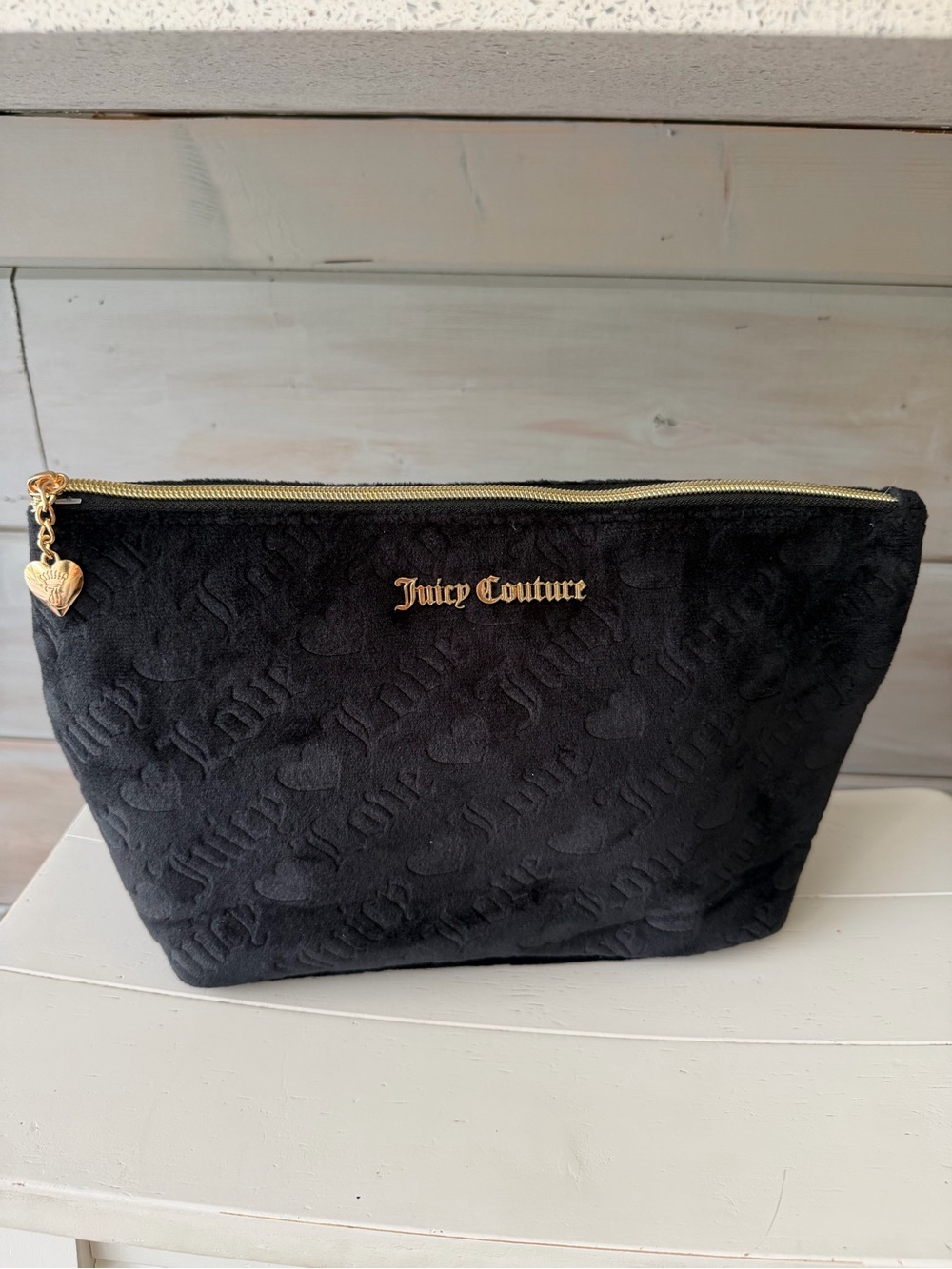 JUICY COUTURE BLACK VELOUR COSMETIC TRAVEL MAKEUP BAG